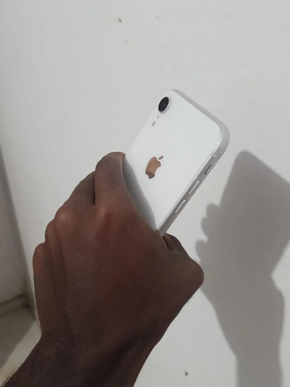 iPhone XR - Branco - Foto 2
