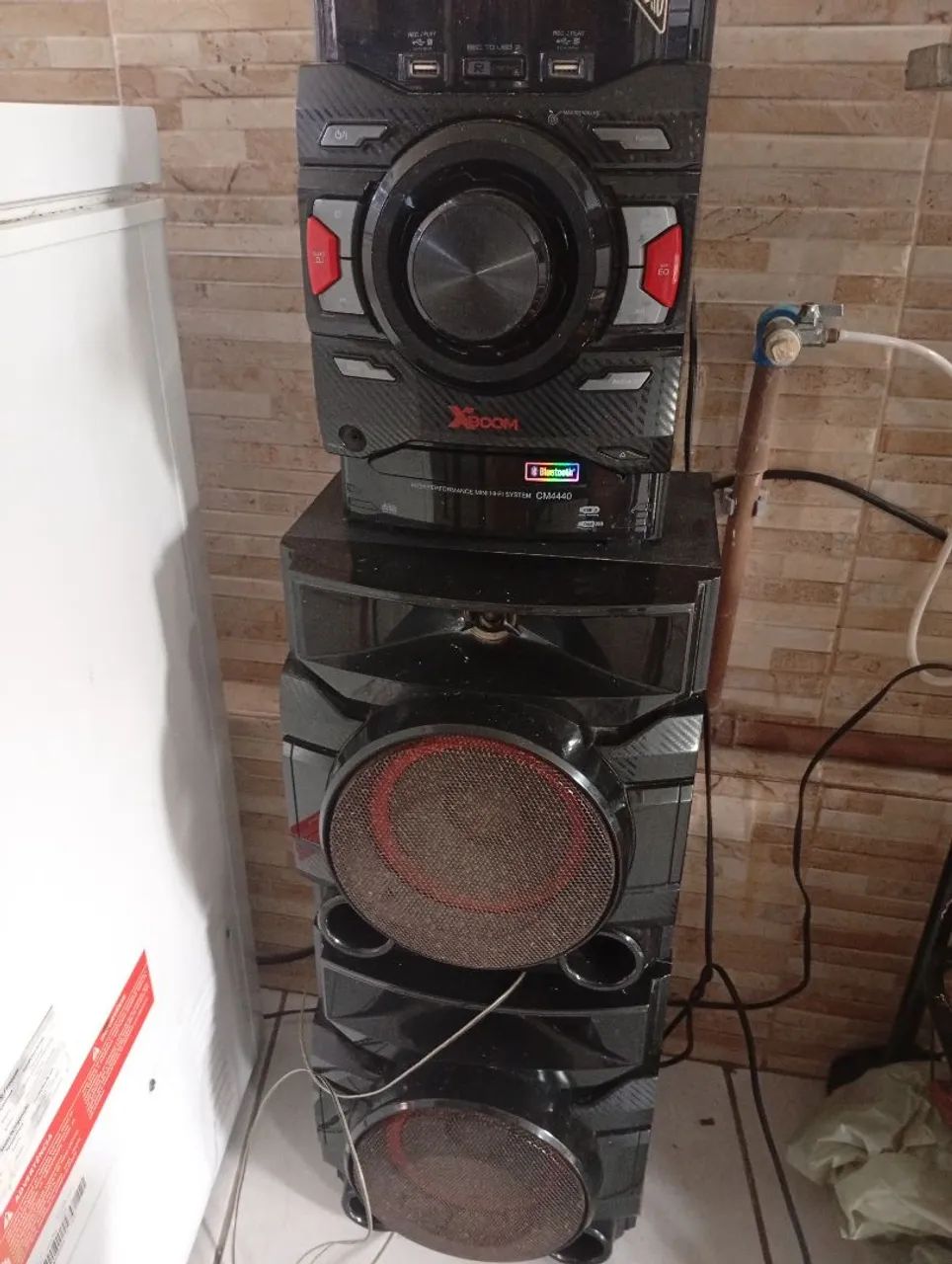 Vendo som LG 