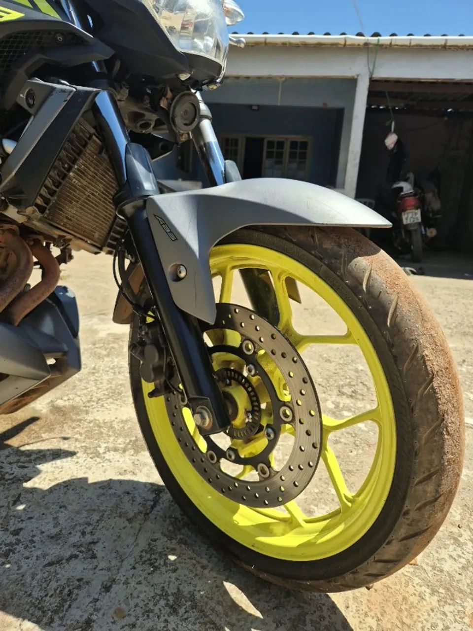 Yamaha MT-03 - Foto 4