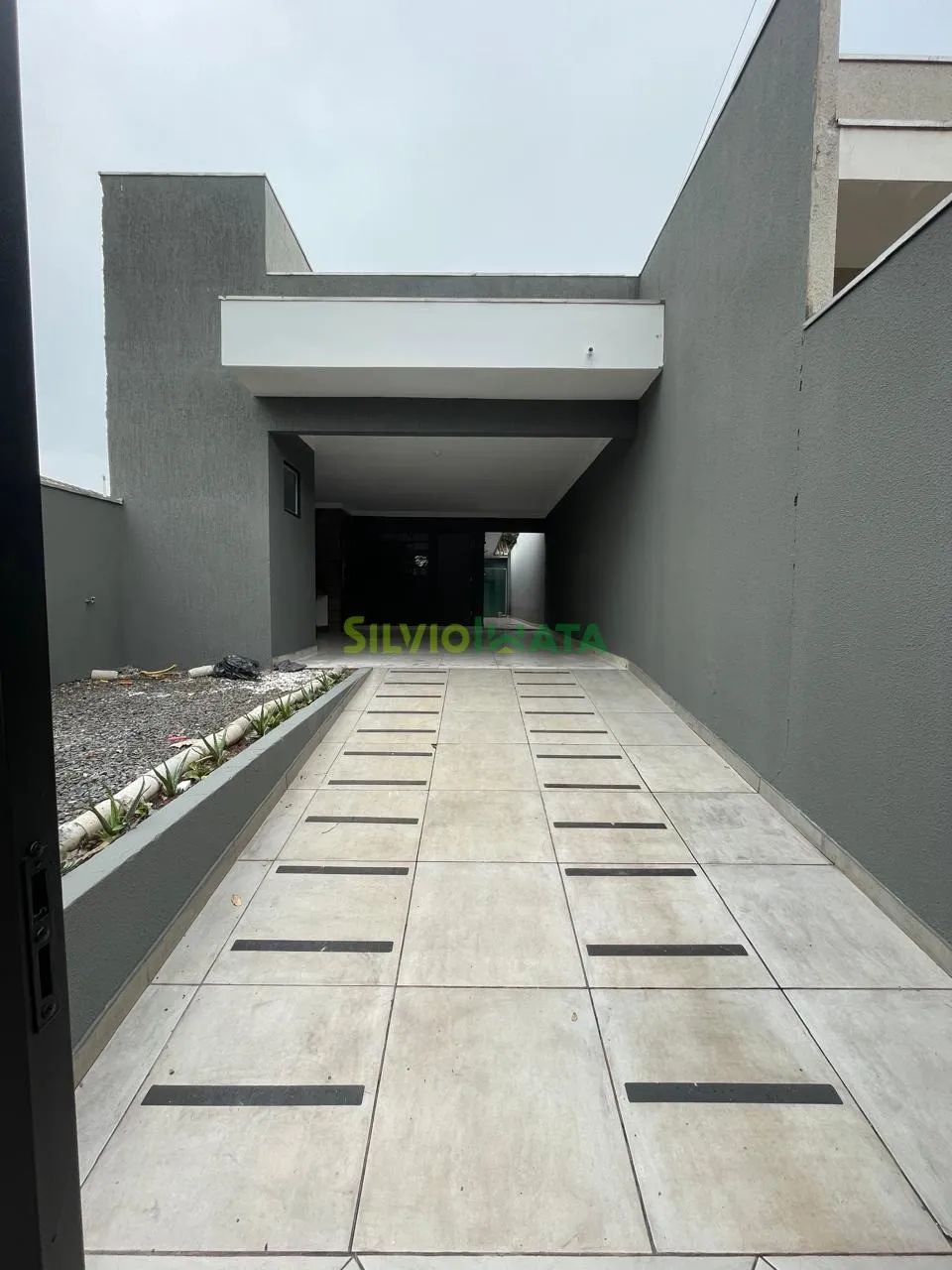 EXCELENTE CASA COM 02 QUARTOS, CHURRASQUEIRA, PARA MORAR NO PARQUE INDUSTRIAL. - Foto 2