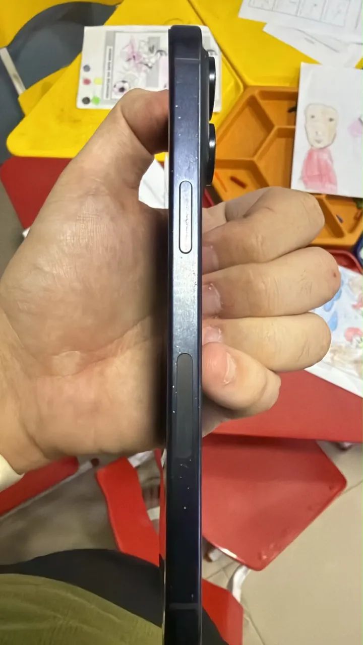 iPhone 15 Pro Max - 512 GB - Foto 4