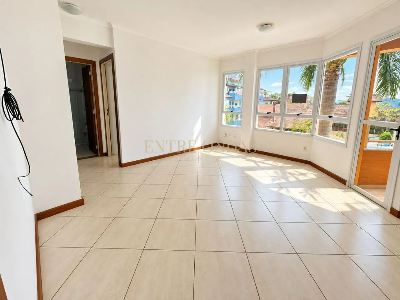Apartamento com 1 quarto no bairro Lagoa da Conceição, Florianópolis. - Foto 2
