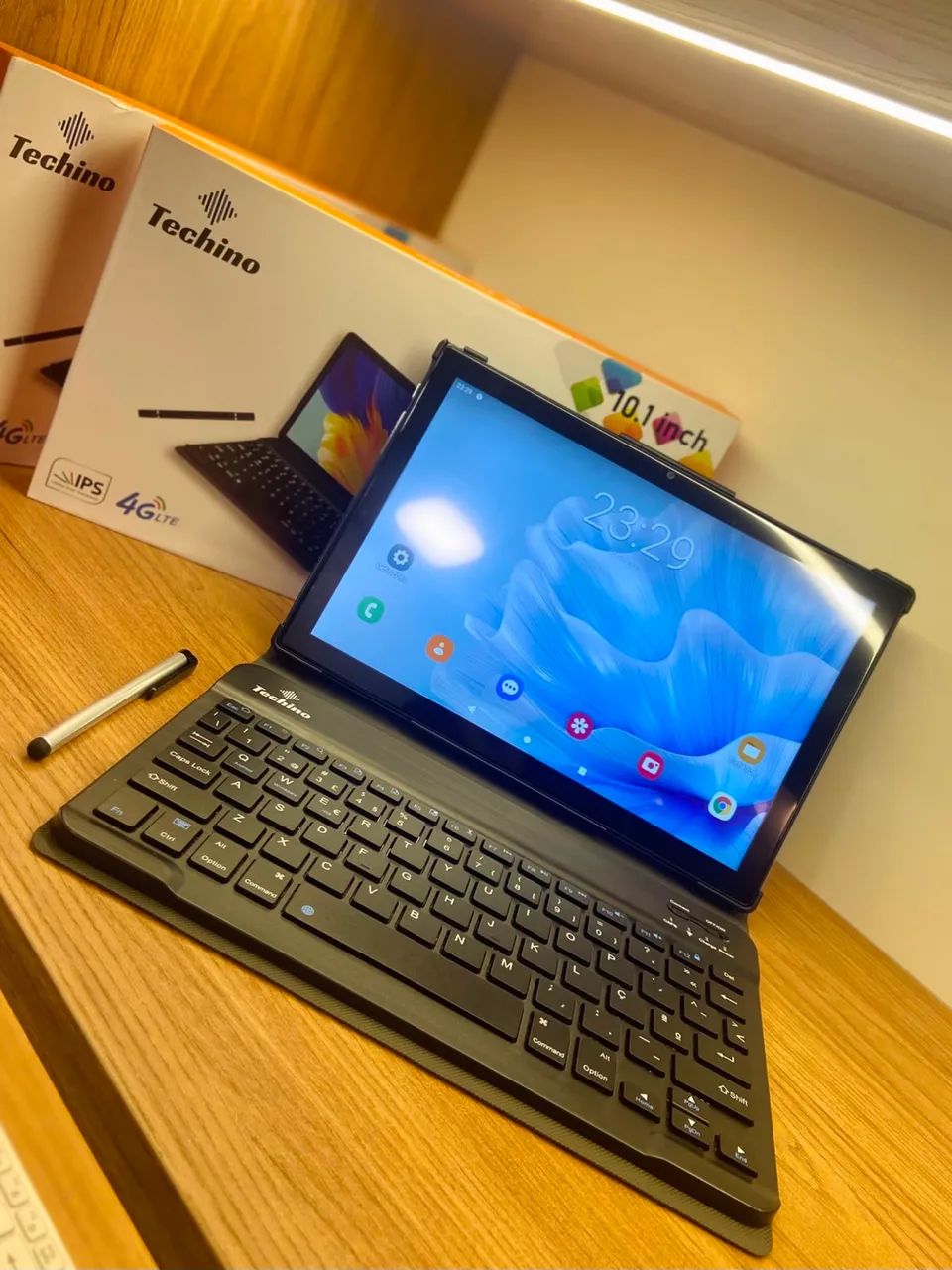 NOTEBOOK TABLET/NOTEBOOK  TECHINO 6 GB RAM  - OCTACORE  128GB  SSD