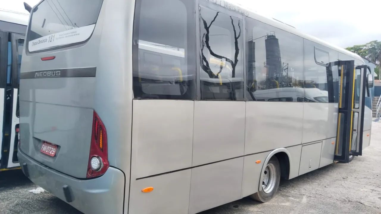 ESCOLAR 45 LUGARES PRONTA ENTREGA COM AR CONDICIONADO  - Foto 4