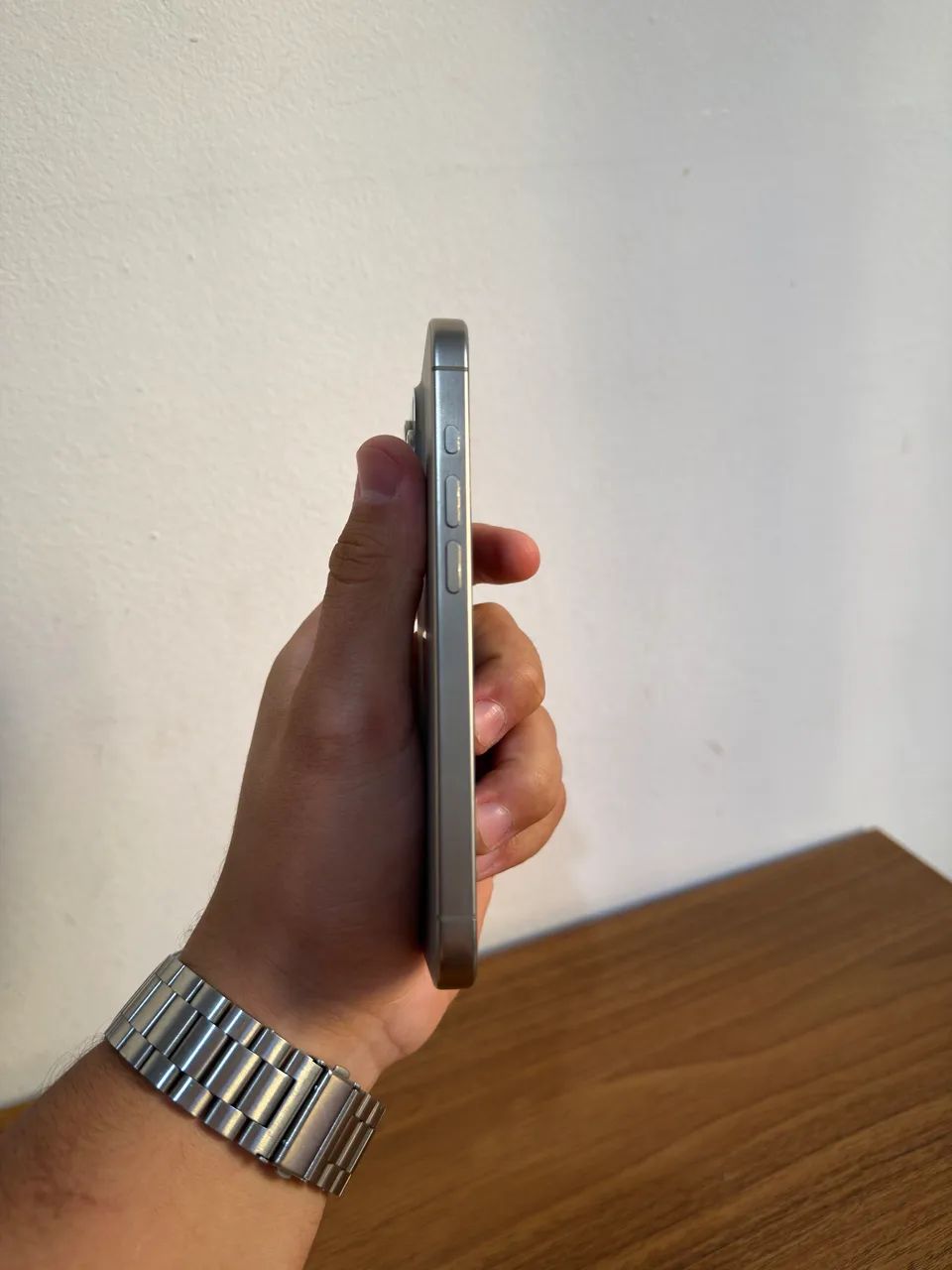Iphone 15 Pro 256gb Titânio Natural  - Foto 4
