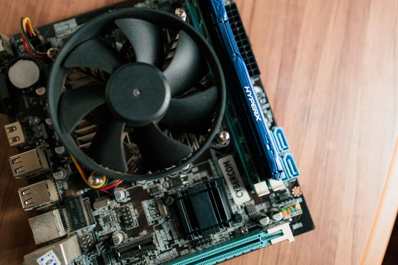Kit Placa mãe H61 + xeon 1230v2 - 12 GB RAM - Foto 4