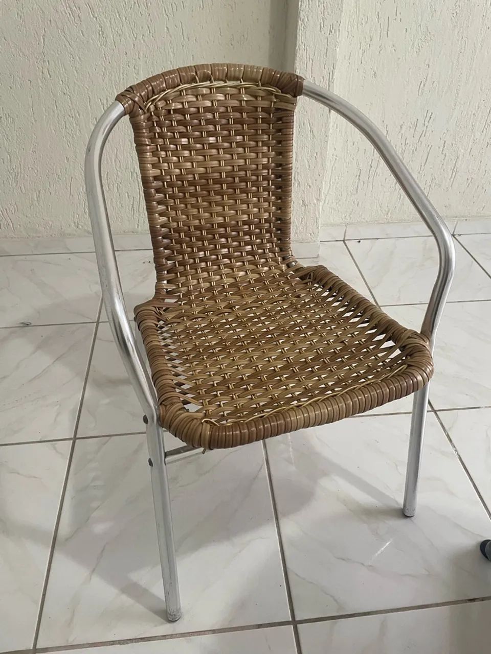 Conjunto de mesa e cadeiras  - Foto 4
