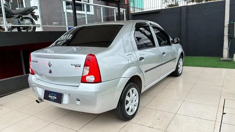 Renault Logan Expression Hi-flex 1.6 8V 4P 2010 - Foto 4