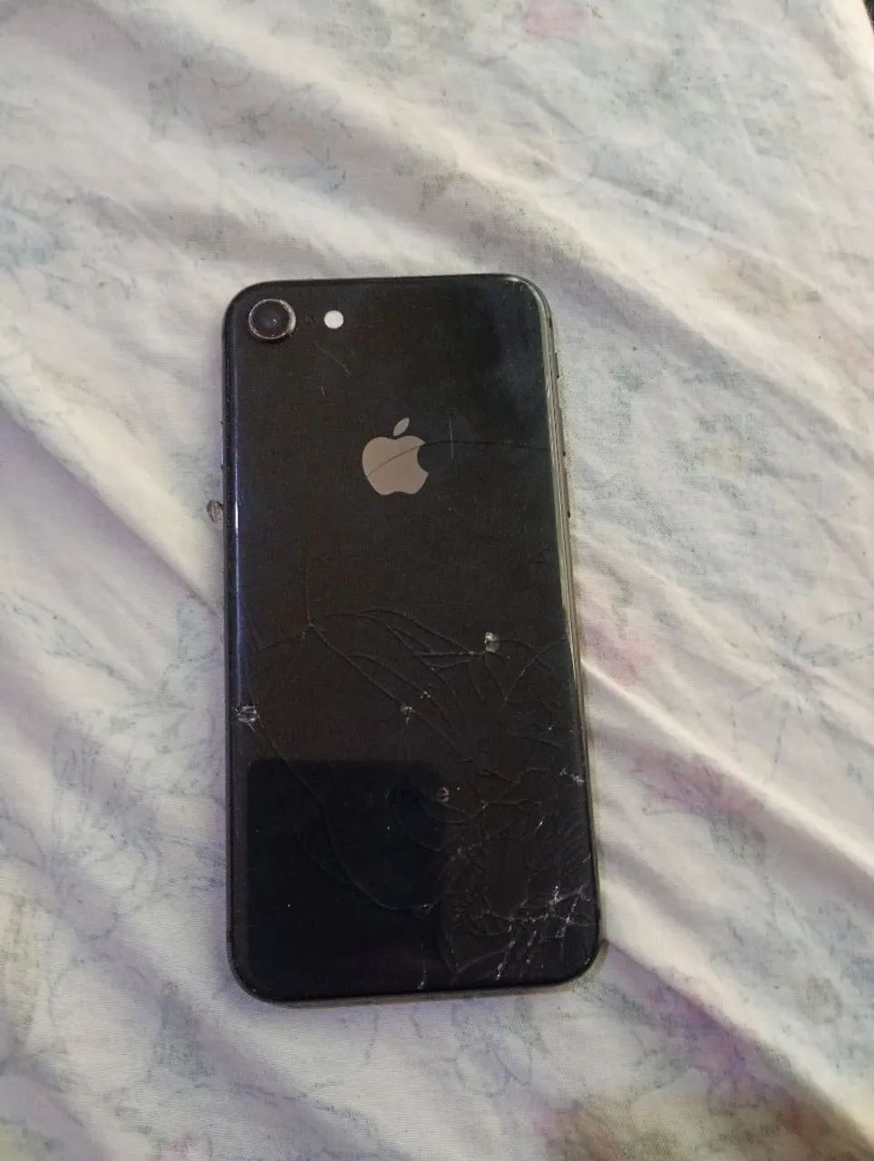 Barbada !!  iPhone 8 funcionando