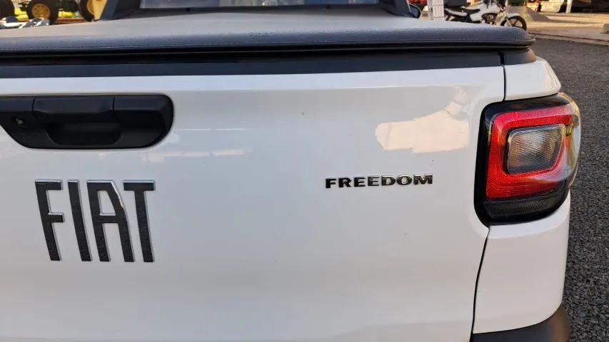 Fiat Strada Freedom 1.3 Flex 8V CS Plus 2023 - Foto 5