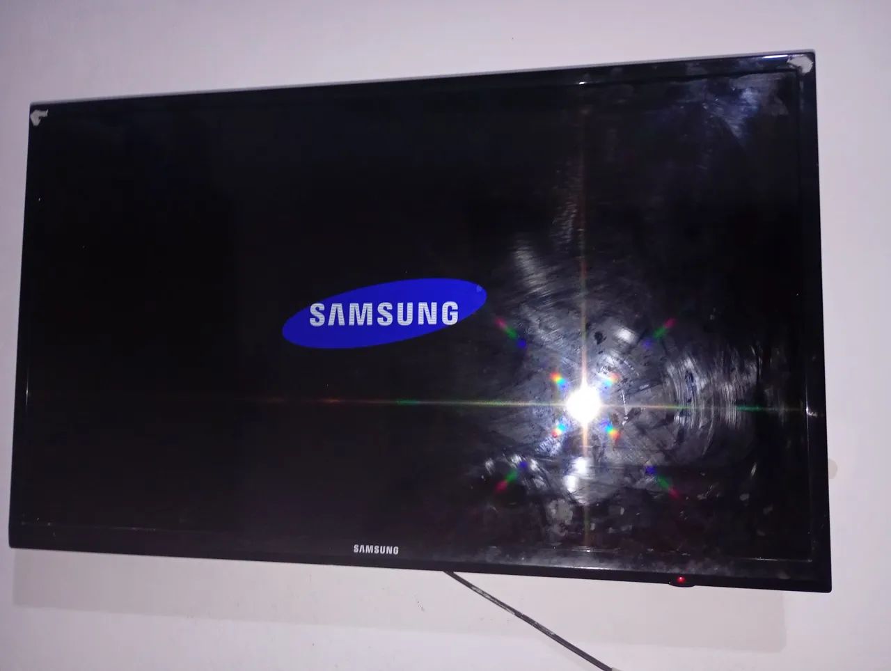 Vendo uma TV Samsung de 32 polegadas. Interessado? Escrever  - Foto 5