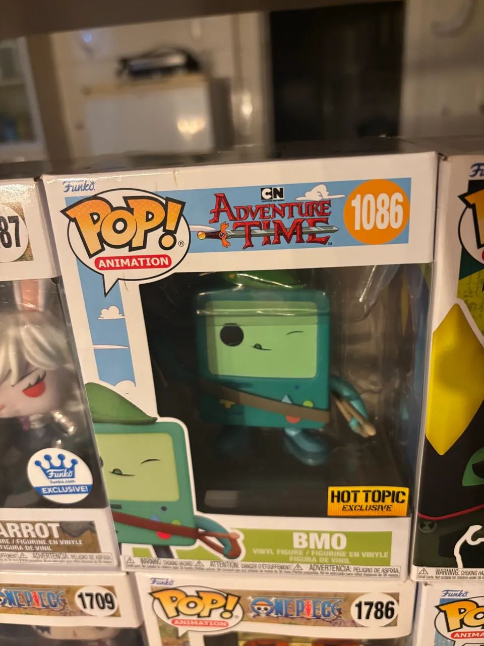funko pop! animation: hot topic - bmo with bow - adventure time - collectable vinyl figure - Foto 2