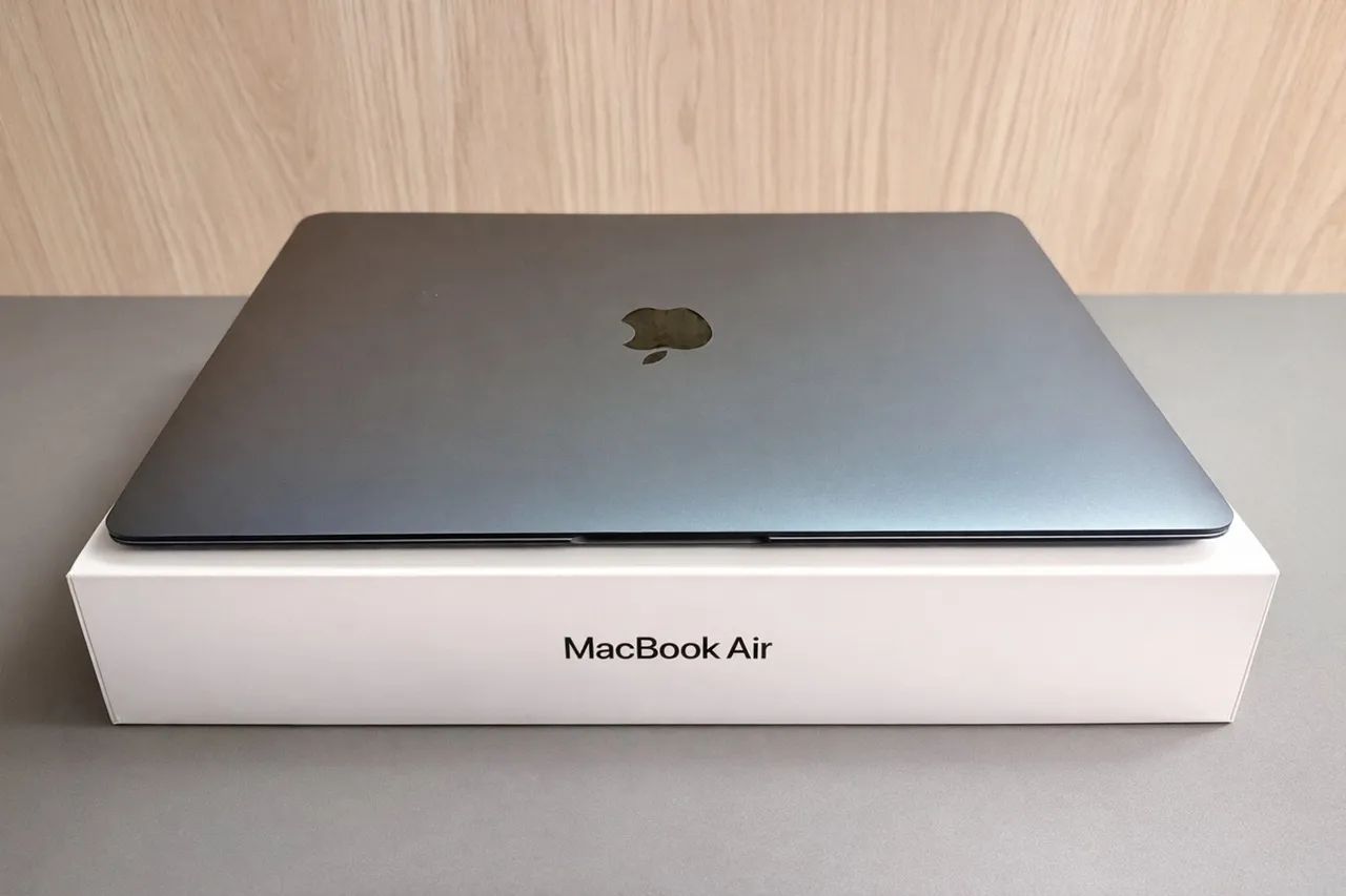 MACBOOK AIR M1