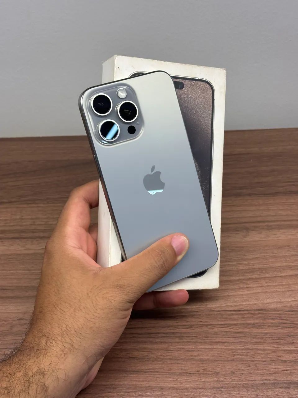 IPHONE 15 PRO MAX 256GB - TODO ORIGINAL - Celulares e Smartphones