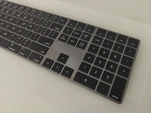 Apple Magic Keyboard Numpad Wireless (muito conservado) - Foto 2