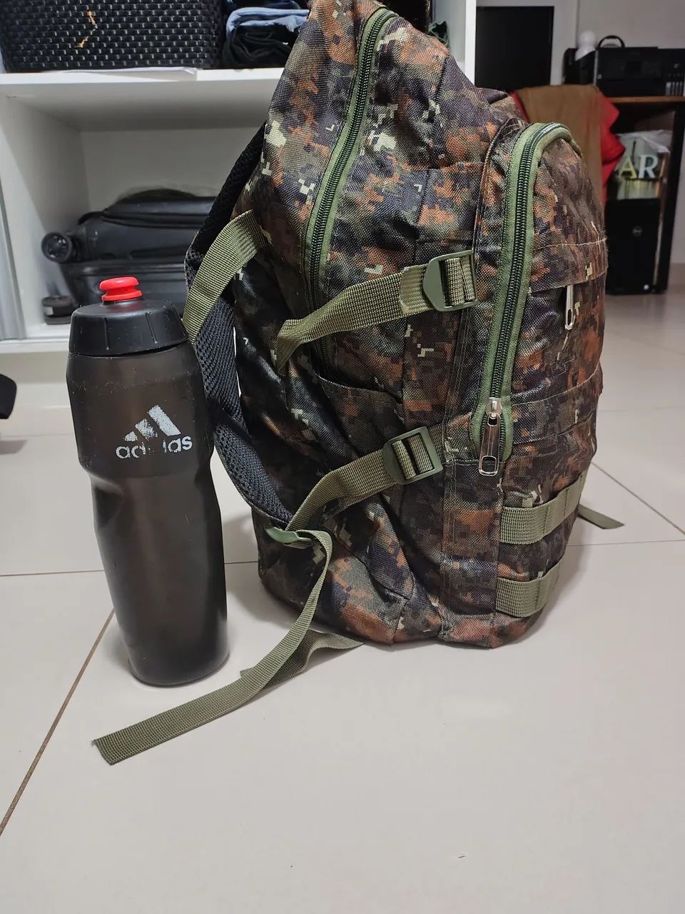 Mochila espaçosa do exercito - Foto 3