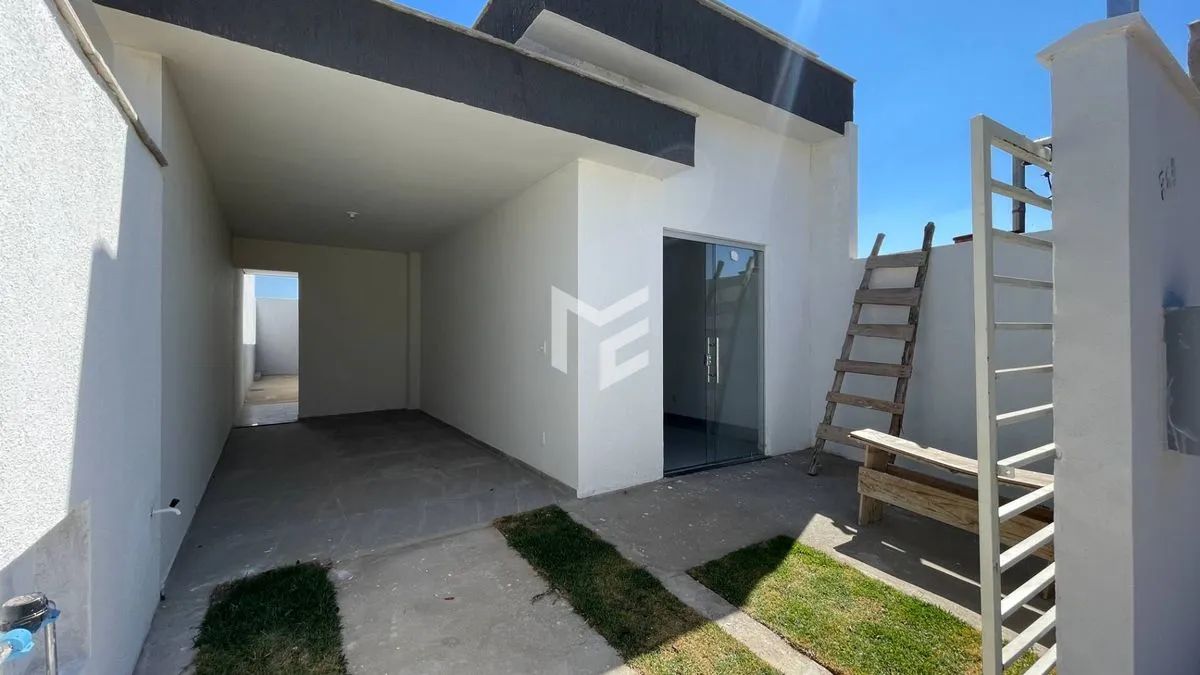 Excelente Casa no Tiradentes com 2 Quartos