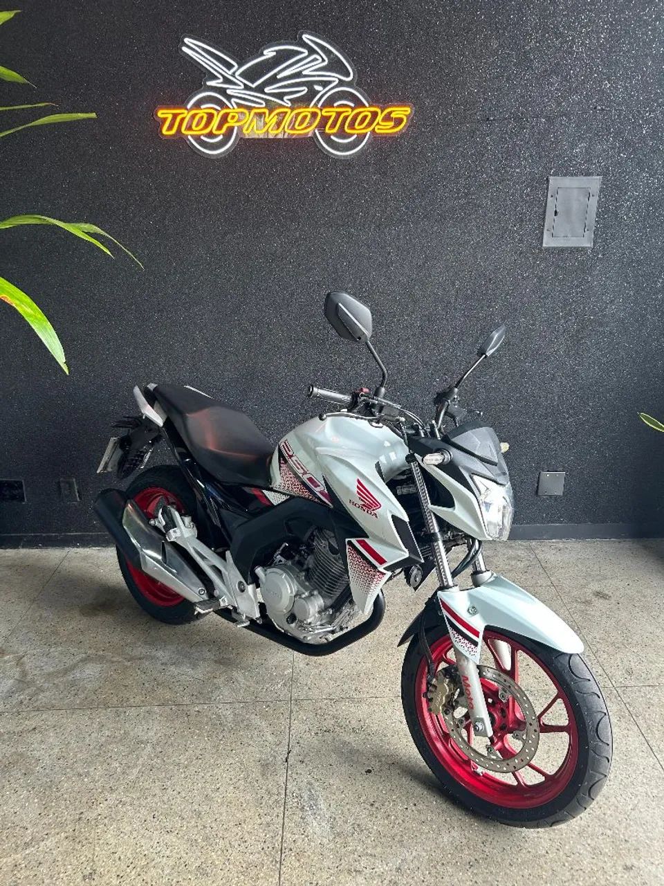CB TWISTER 250