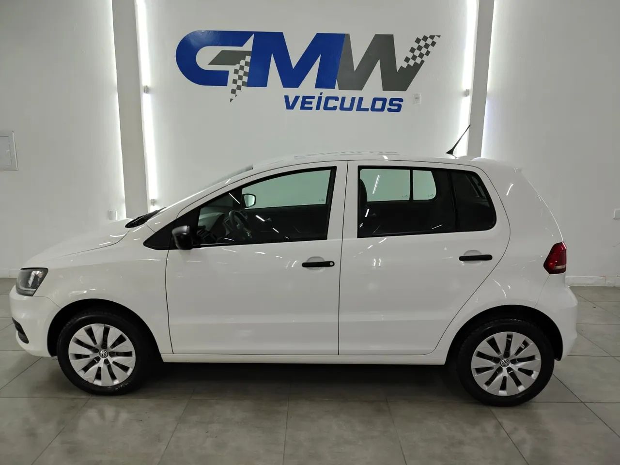 Volkswagen Fox Trendline 1.0 Flex 8V 5P 2015 - Foto 4