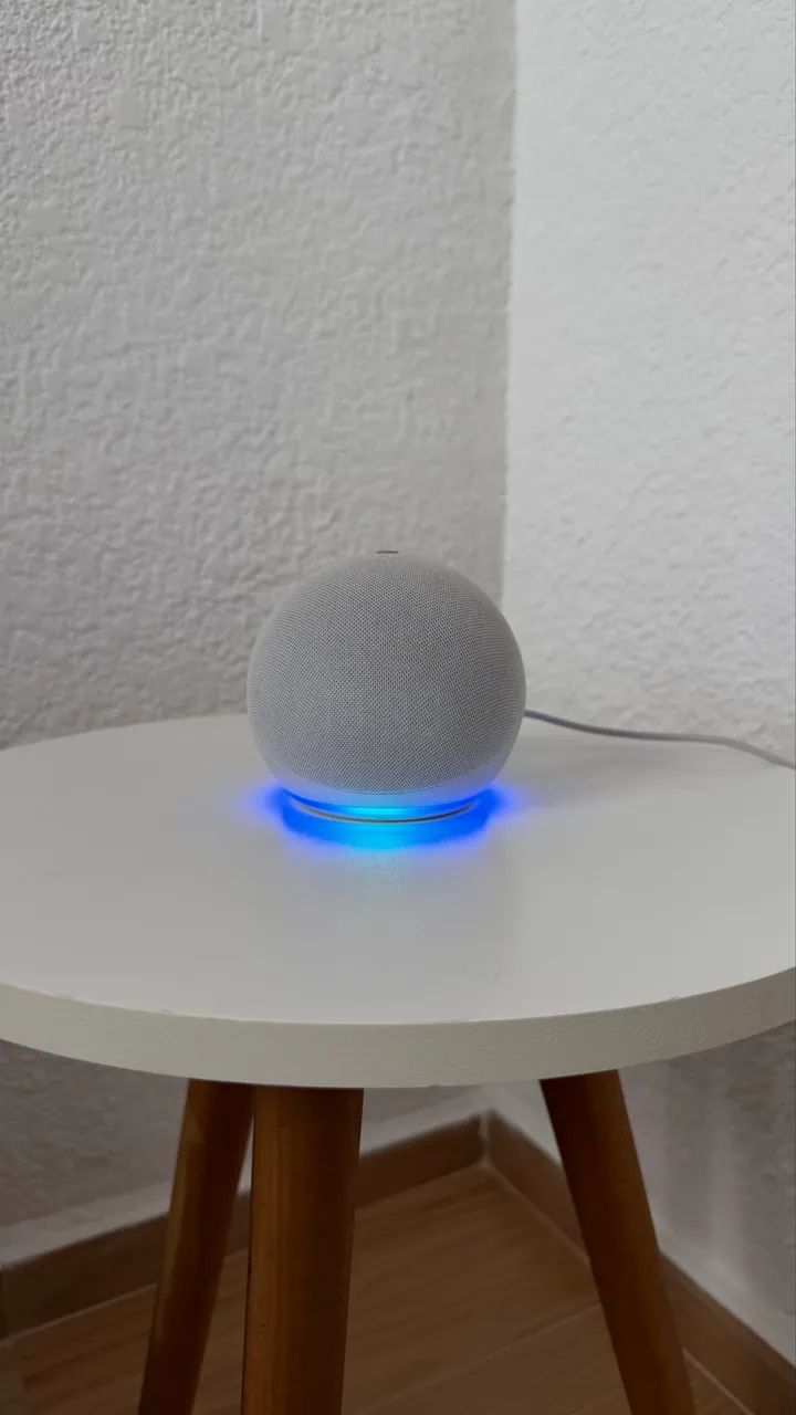 Amazon Alexa com relógio  - Foto 2