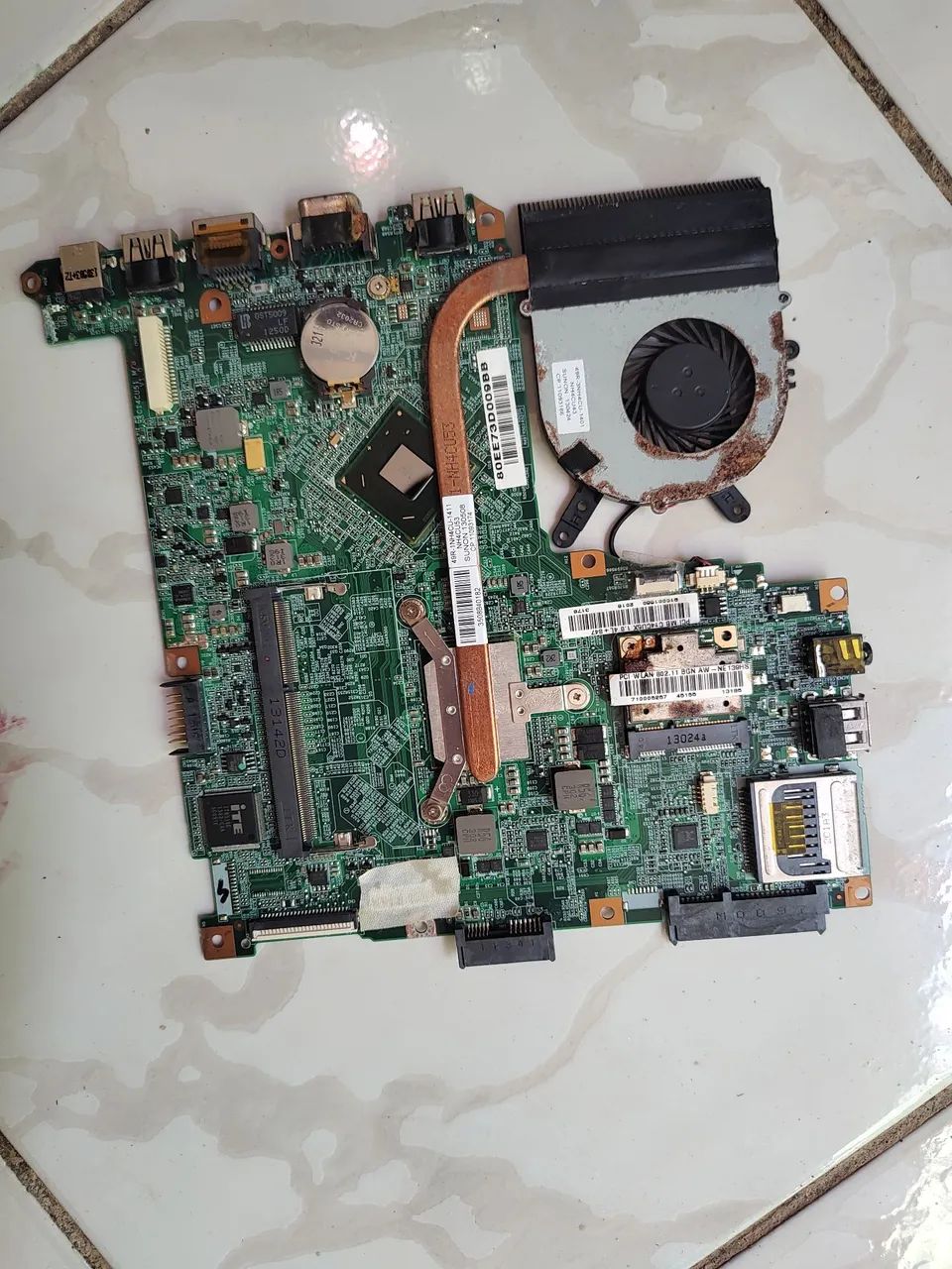 Vendo Placa e Cooler do notebook CCE Ultra Thin U45L - Foto 3