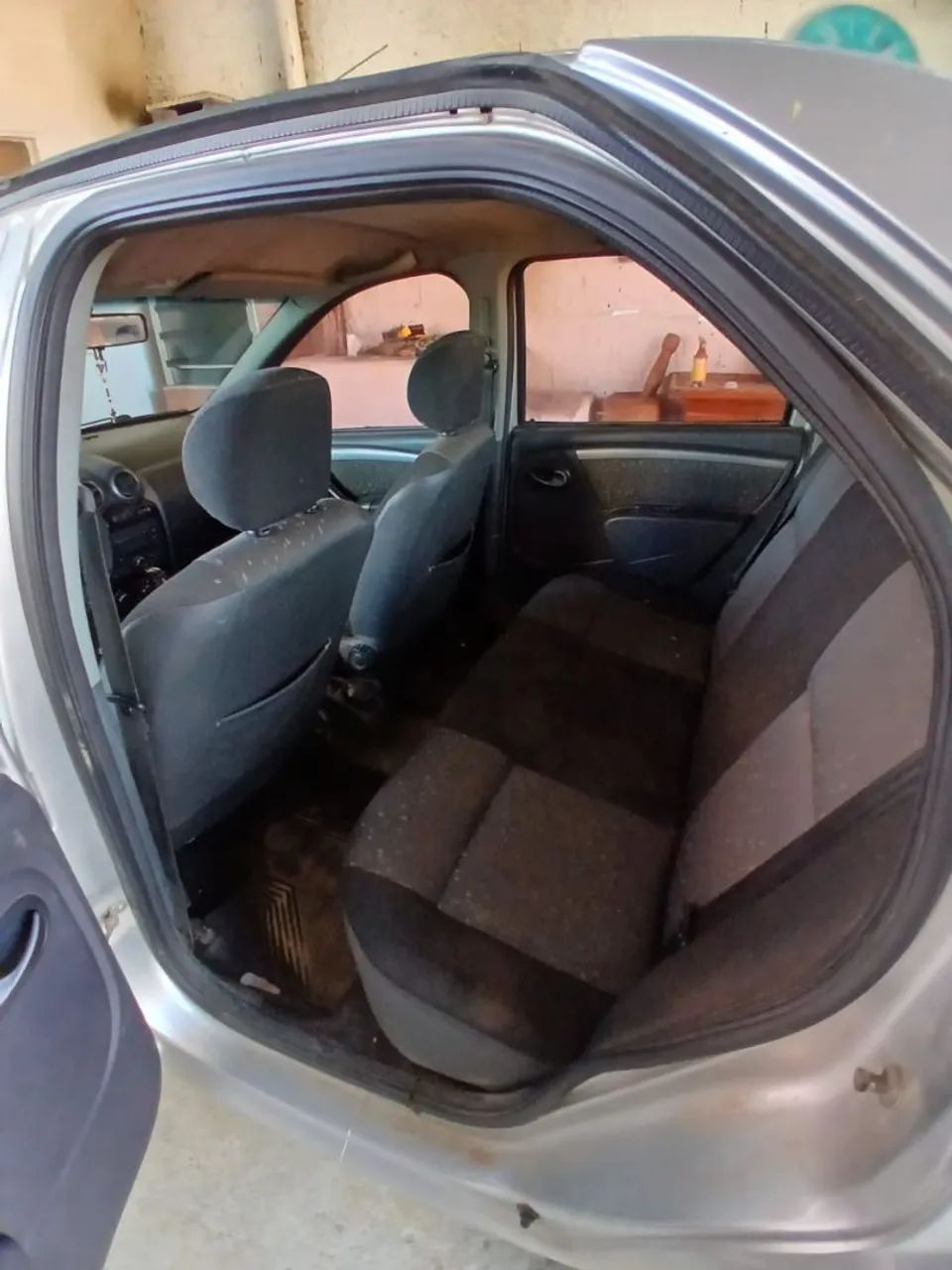 Renault Logan Expression Hi-flex 1.6 8V 4P 2012 - Foto 4
