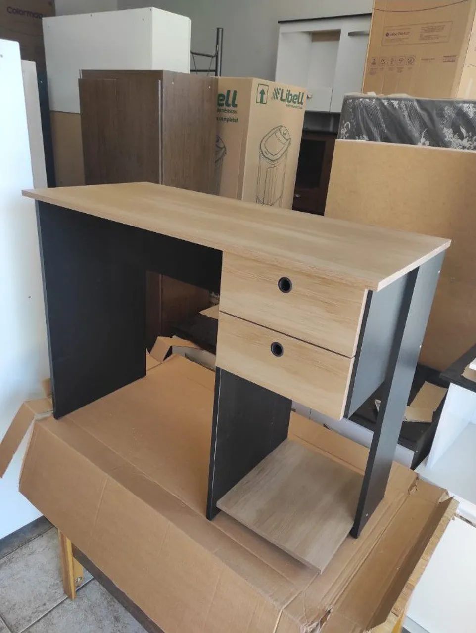 Mesa Escrivaninha com Gavetas em Anápolis! - Foto 2