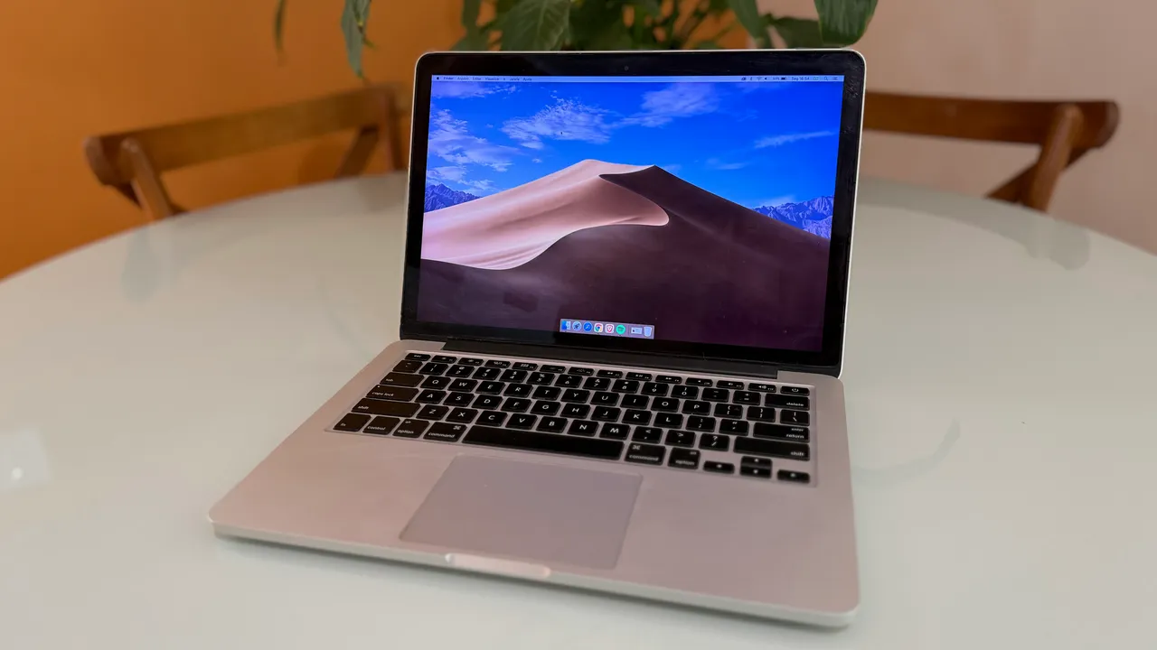 Apple MacBook Pro(13-inch, Early 2011) 2,3 GHz Intel Core i5 - 8