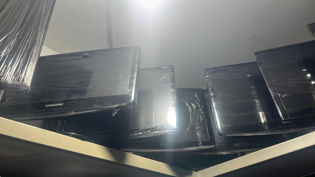 Monitor de 15,17 e 19 quadrado