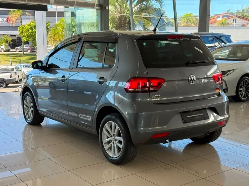 Volkswagen Fox Connect 1.6 Flex 8V 5P 2022 - Foto 4