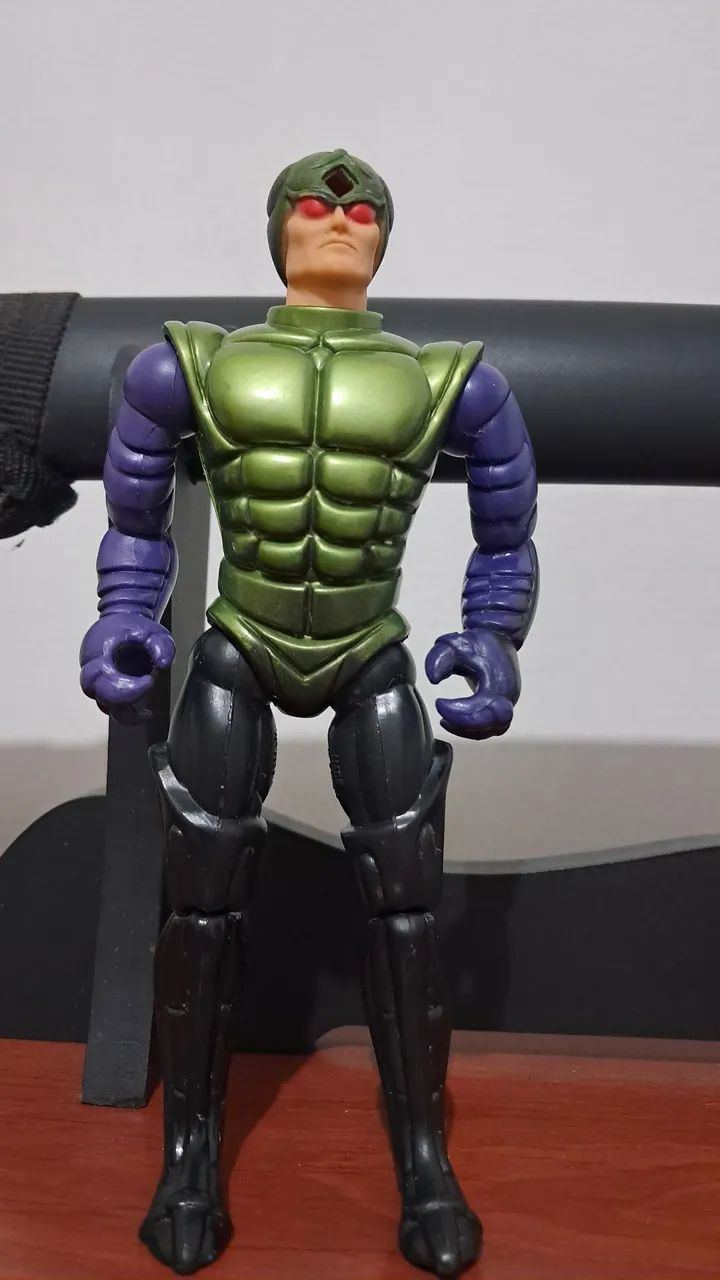 Boneco sectaurs