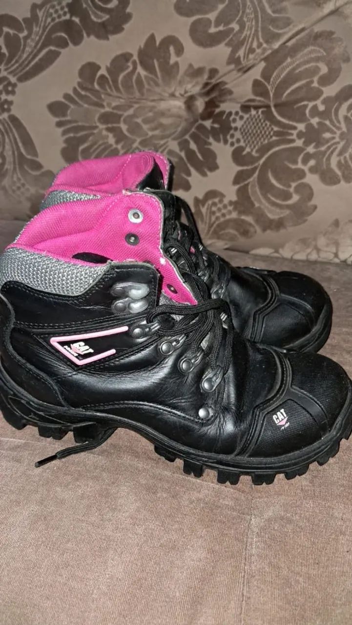 Bota CAT