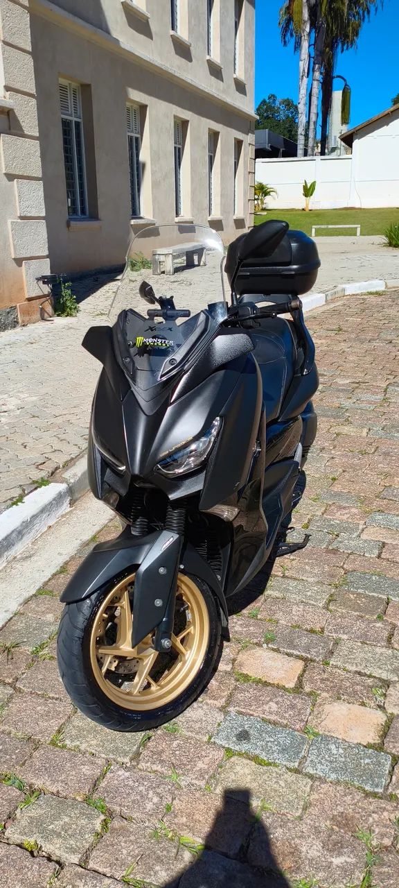 XMax 250 