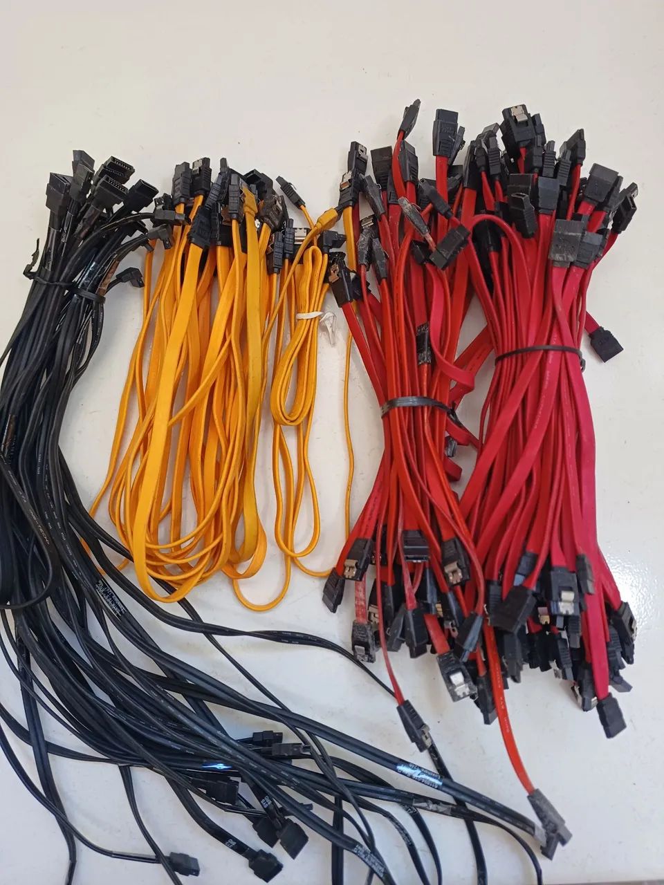 Sata 6Gbps 5 reais cada  - Foto 4