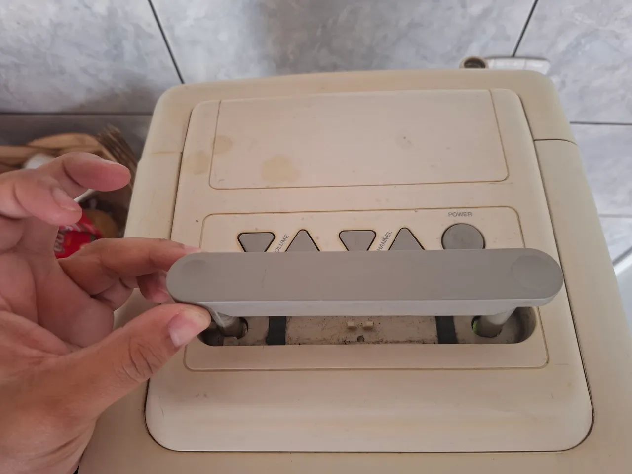 Tv semp 1021 RF com Controle  - Foto 4