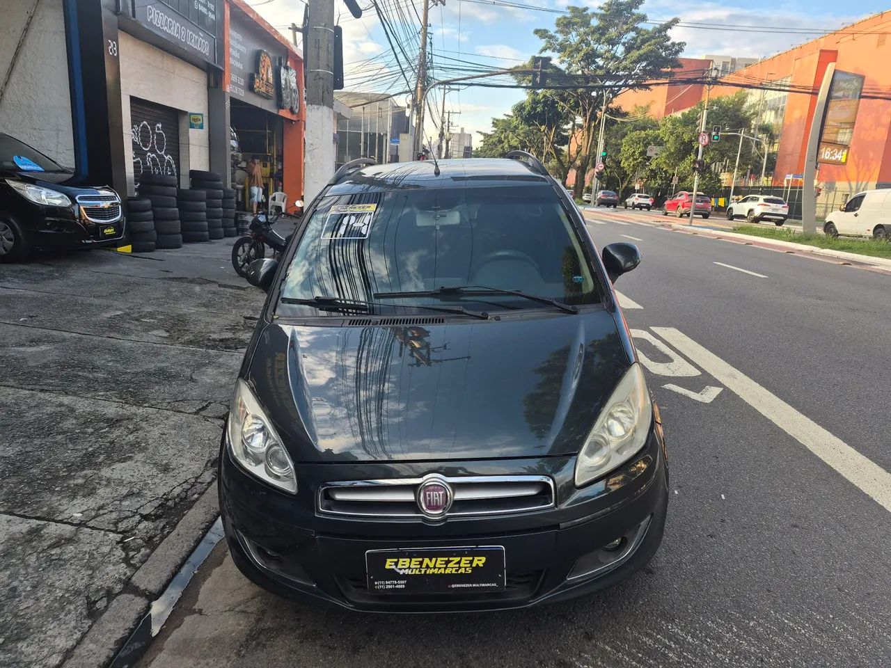 Fiat Idea Attractive 1.4 Fire Flex 8V 5P 2014