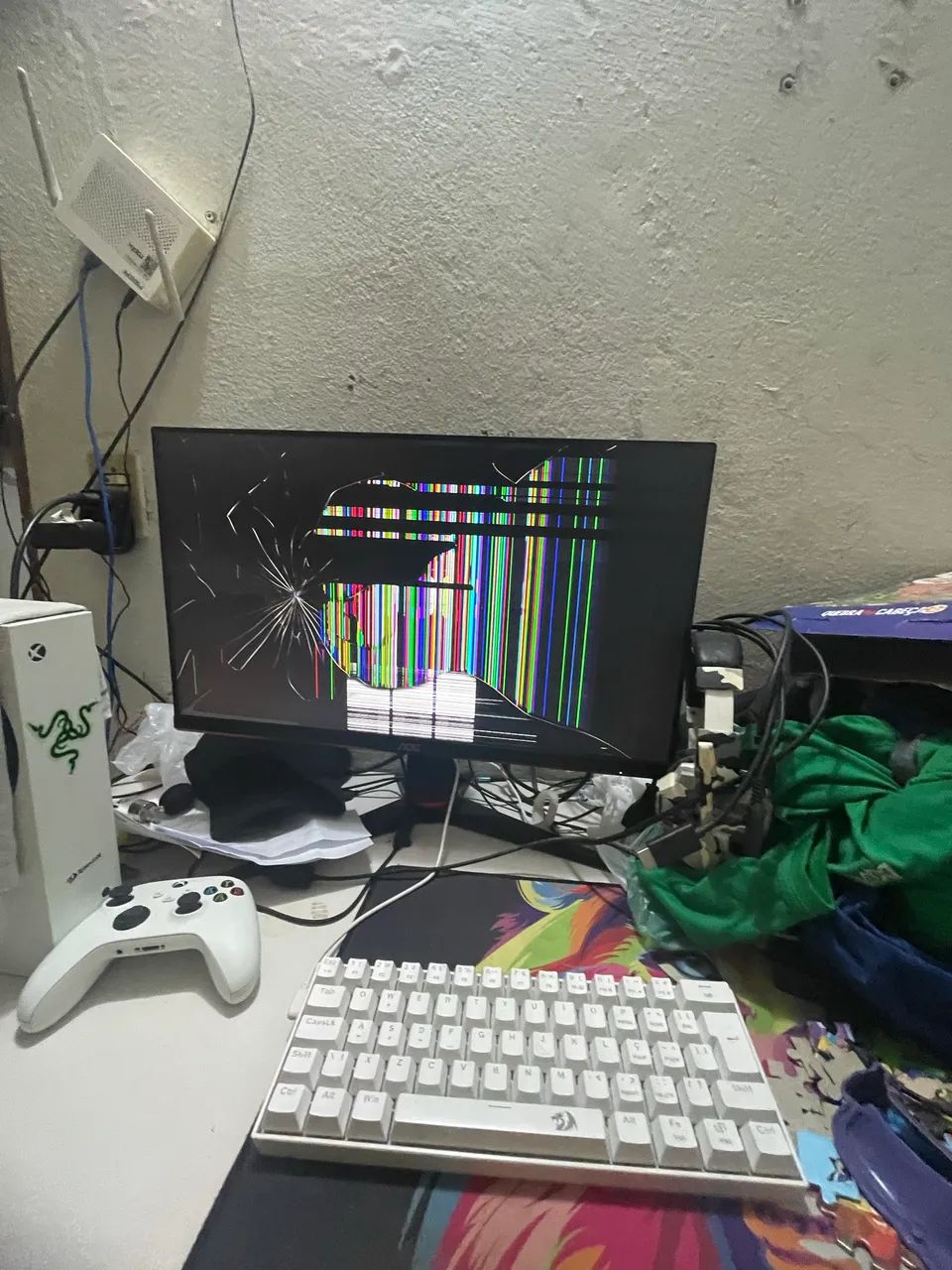 Tv quebrada e monitor - Foto 2