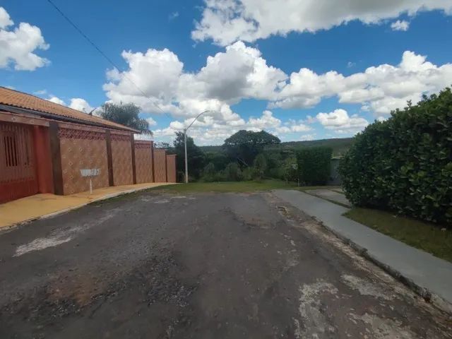 Lote de 756m² Escriturado no Condomínio Belvedere Green | Divisa com APP | Projeto Incluso - Foto 3