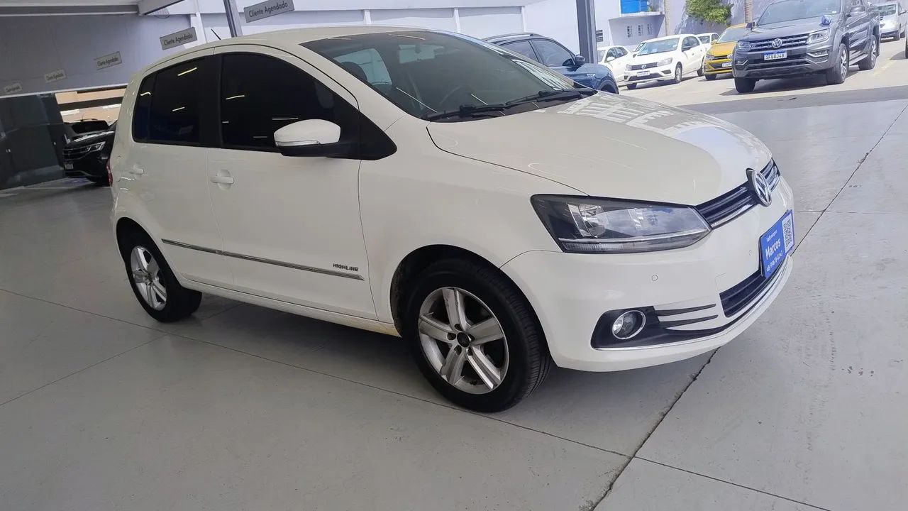 Volkswagen Fox Highline 1.6 Flex 16V 5P 2015 - Foto 3