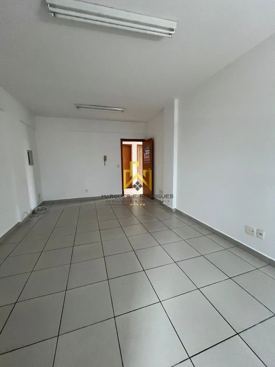 Oportunidade para compra sala no Bairro Padre Eustáquio - Foto 4