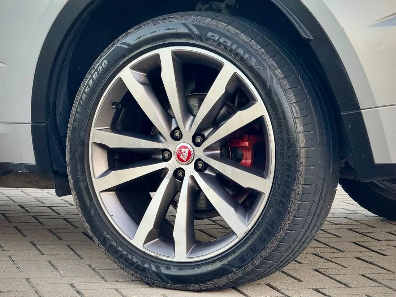 Jaguar E-Pace R-dynamic S 2.0 AWD 249cv Aut. 2019 - Foto 5