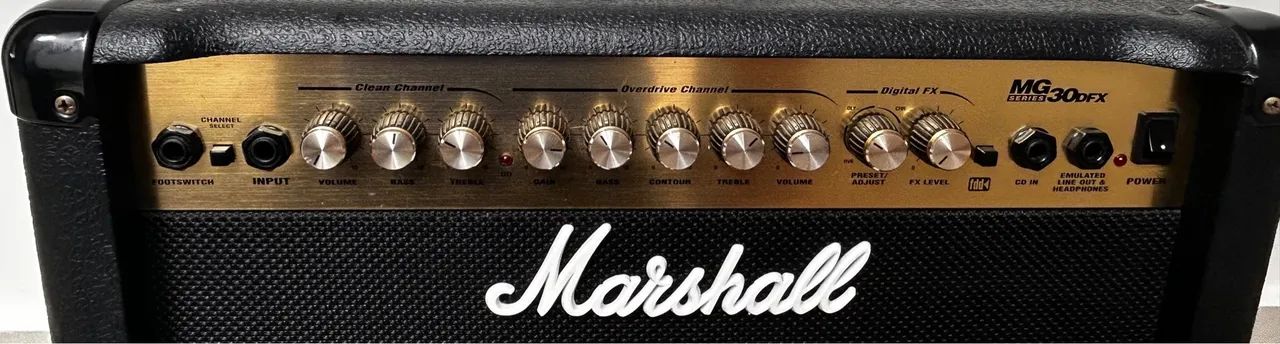 Amplificador Marshall 30DFX - Foto 2