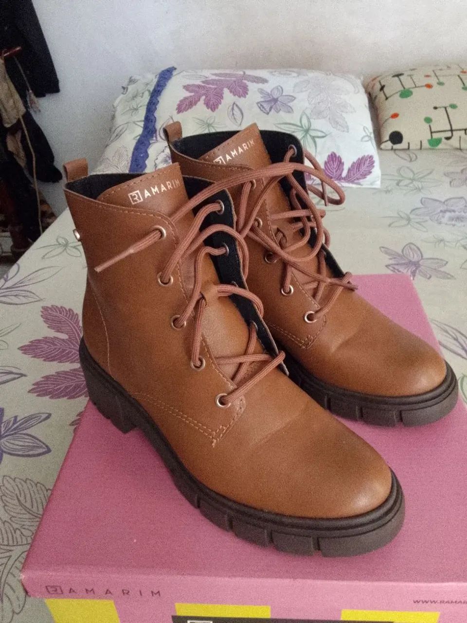 Vendo bota marca Ramarim, número 37. Nova na caixa  - Foto 3