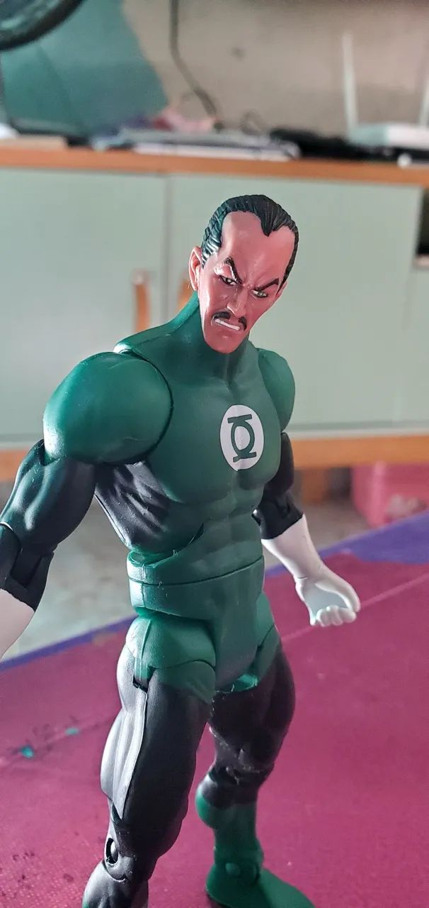 Sinestro DC universe,do pac dos 5 lanternas verdes