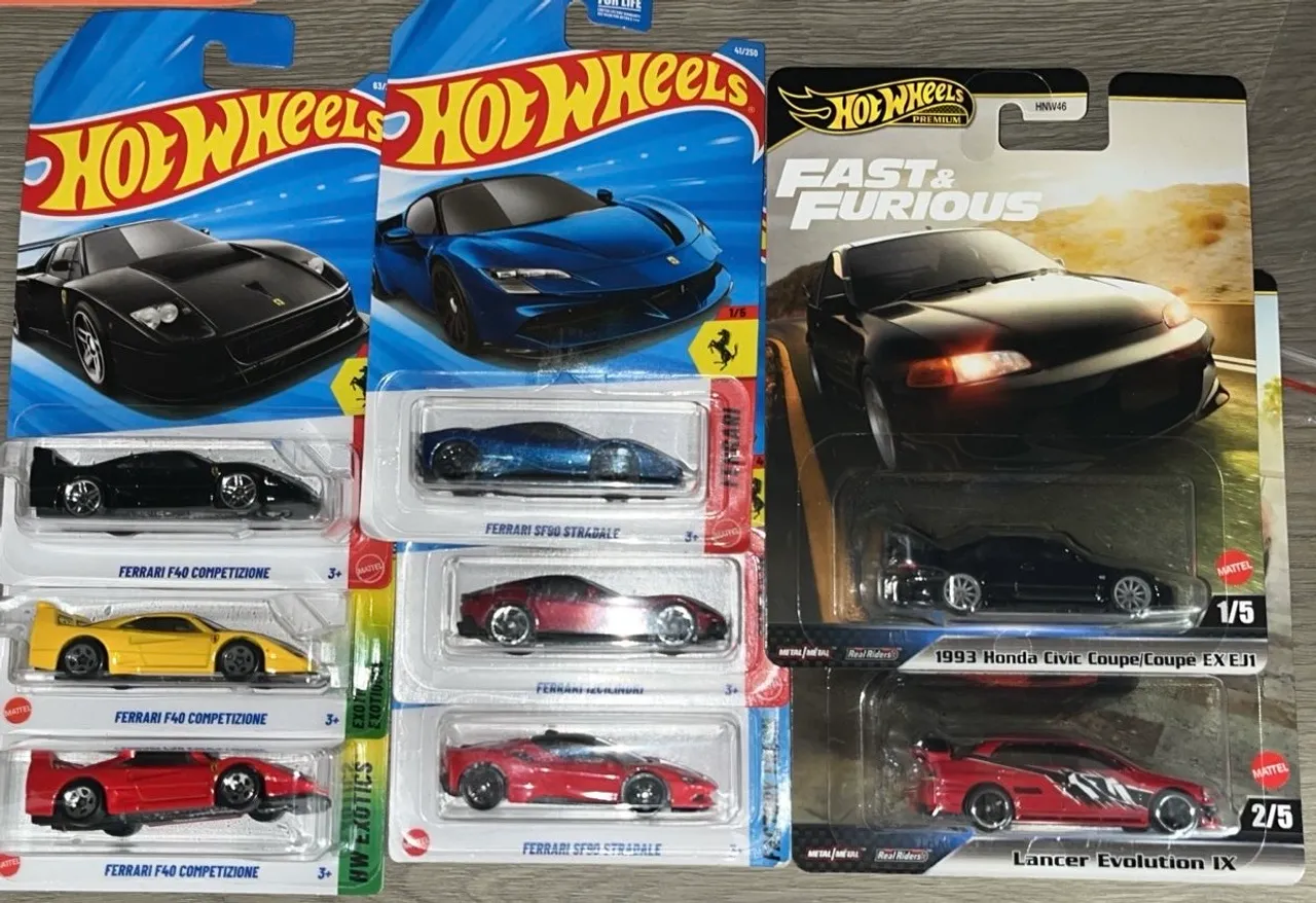 Hot Wheels Ferrari F50 premium lacrado - Hobbies e coleções