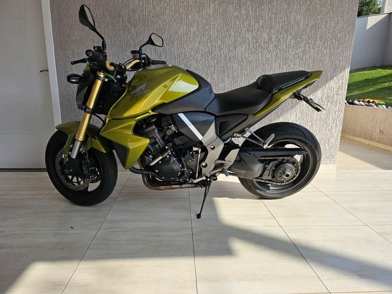 Cb 1000r - Foto 2