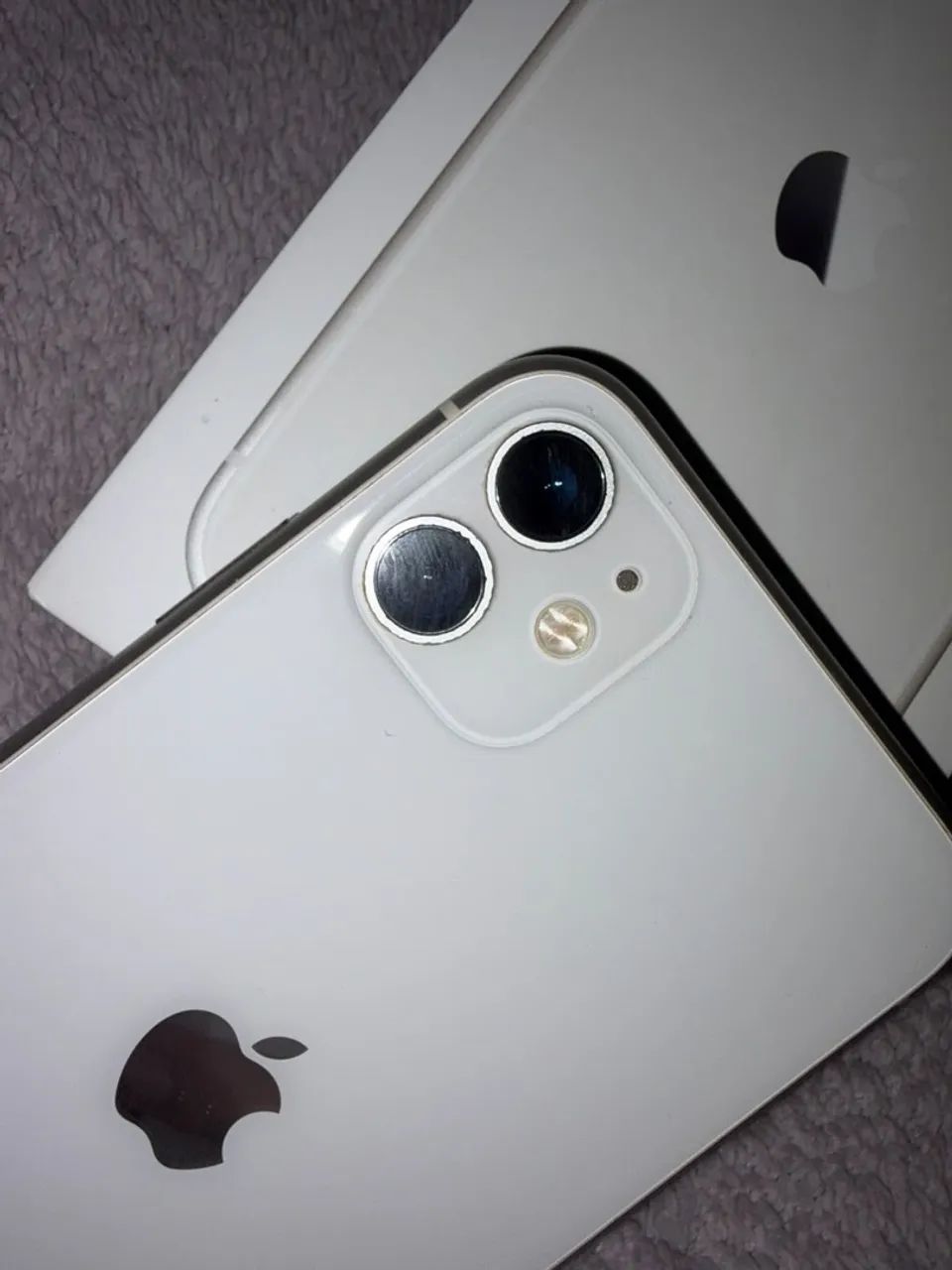 ?VENDO IPHONE 11 BRANCO ? 64 GB - Foto 4