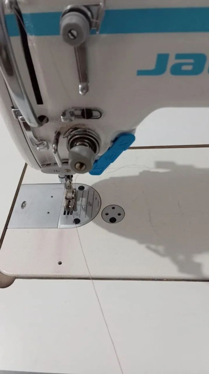 Máquina de costura eletrônica Jack A4B - Foto 3
