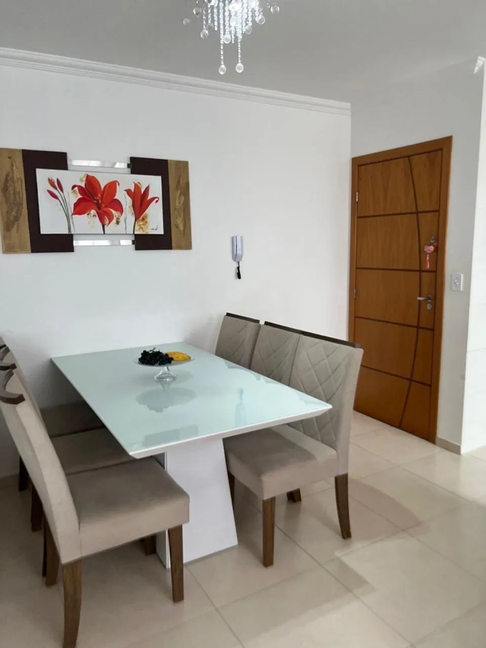 Vendo Mesa de Vidro com 6 Cadeiras 