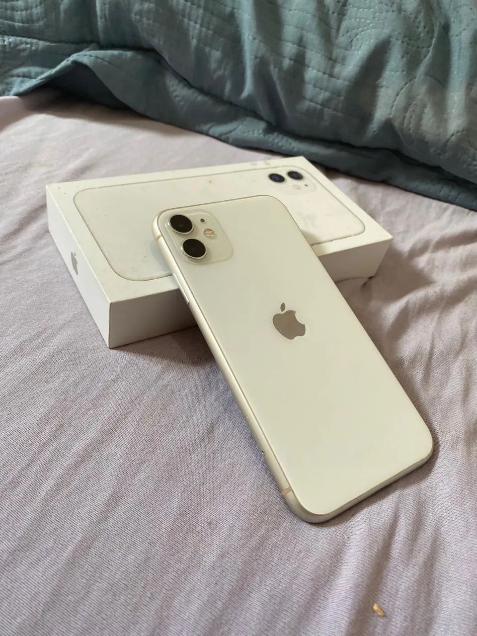 iPhone 11 64 gigas  - Foto 3